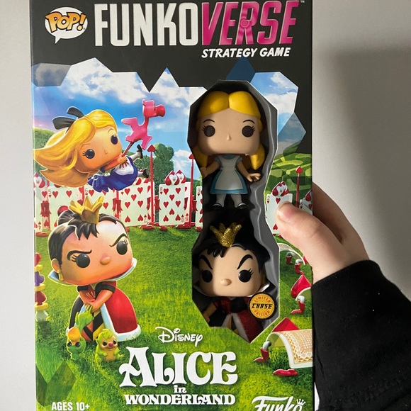 **LIMITED EDITION** Glitter Alice in Wonderland FunkoVerse Board Game - Picture 2 of 4